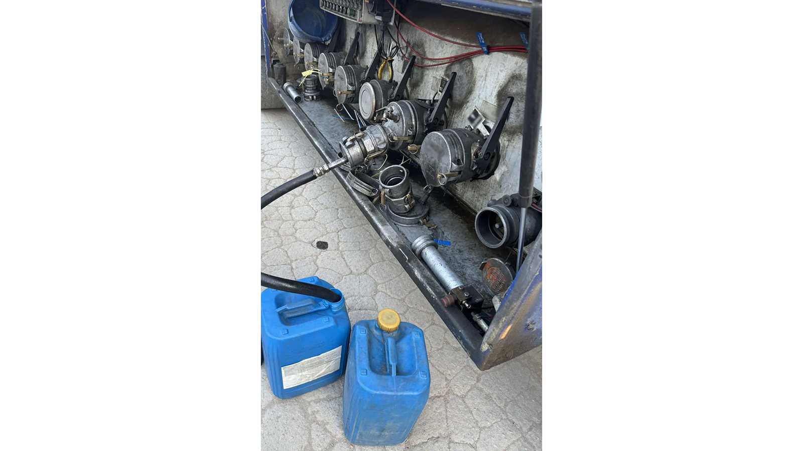 ΕΛ.ΑΣ.: Εξάρθρωση σπείρας με λαθραία καύσιμα -Έτσι λειτουργούσε  